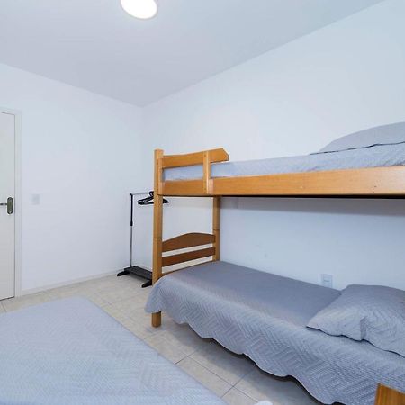 Apartamento Duplex Em 4 Ilhas ボンビーニャス エクステリア 写真