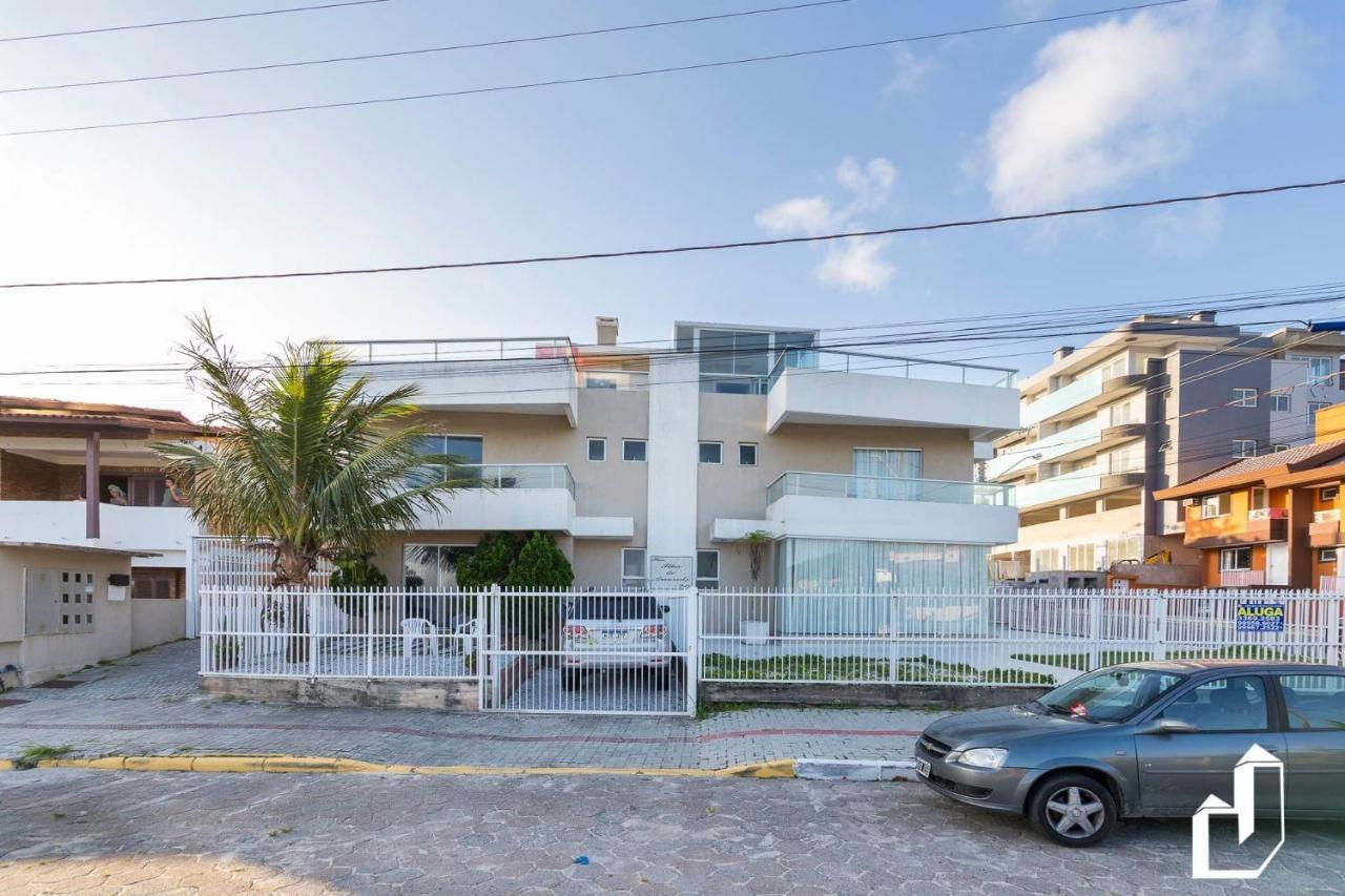 Apartamento Duplex Em 4 Ilhas ボンビーニャス エクステリア 写真