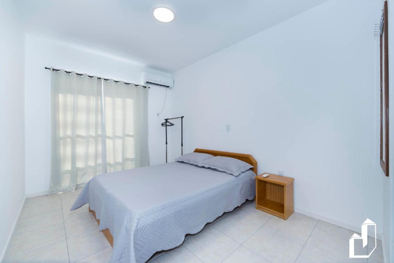 Apartamento Duplex Em 4 Ilhas ボンビーニャス エクステリア 写真